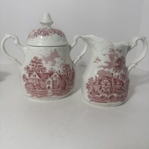 J & G MEAKIN ROMANTIC ENGLAND RED CREAMER‎ & COVERED SUGAR BOWL TRANSFERWARE